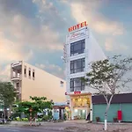 Rose Hotel