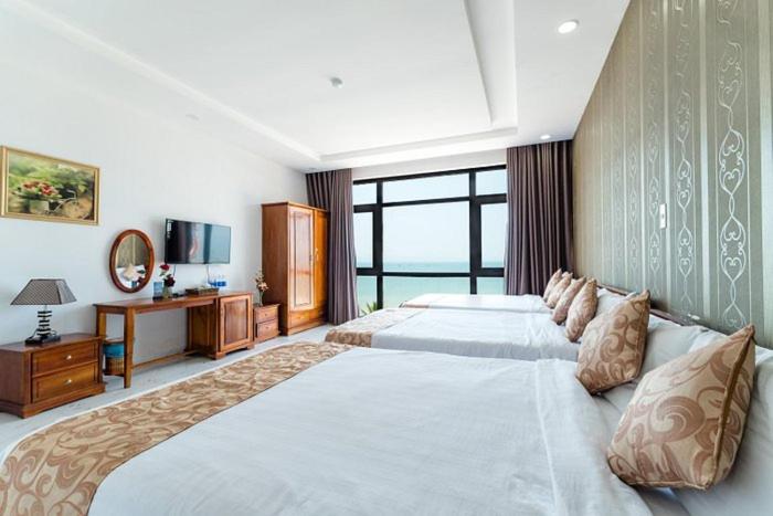 Rose Hotel 2*